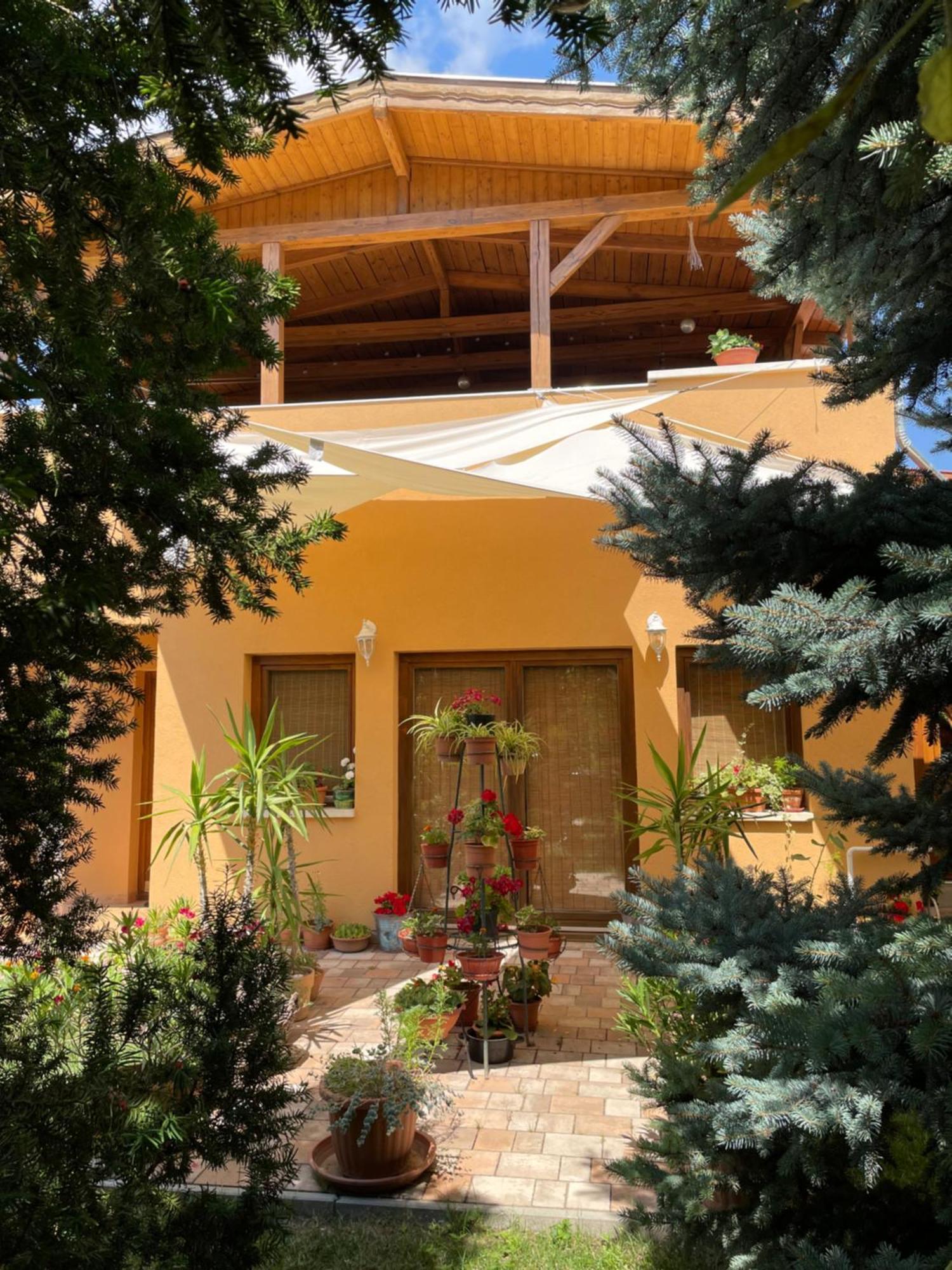 Jazmin-Szieszta Apartmanhaz Balatonfuered Εξωτερικό φωτογραφία