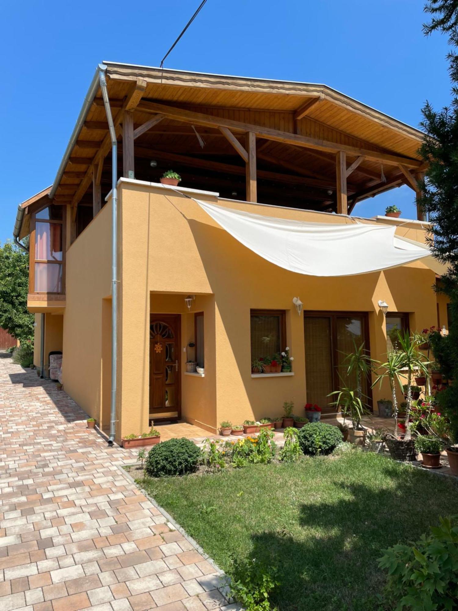 Jazmin-Szieszta Apartmanhaz Balatonfuered Εξωτερικό φωτογραφία
