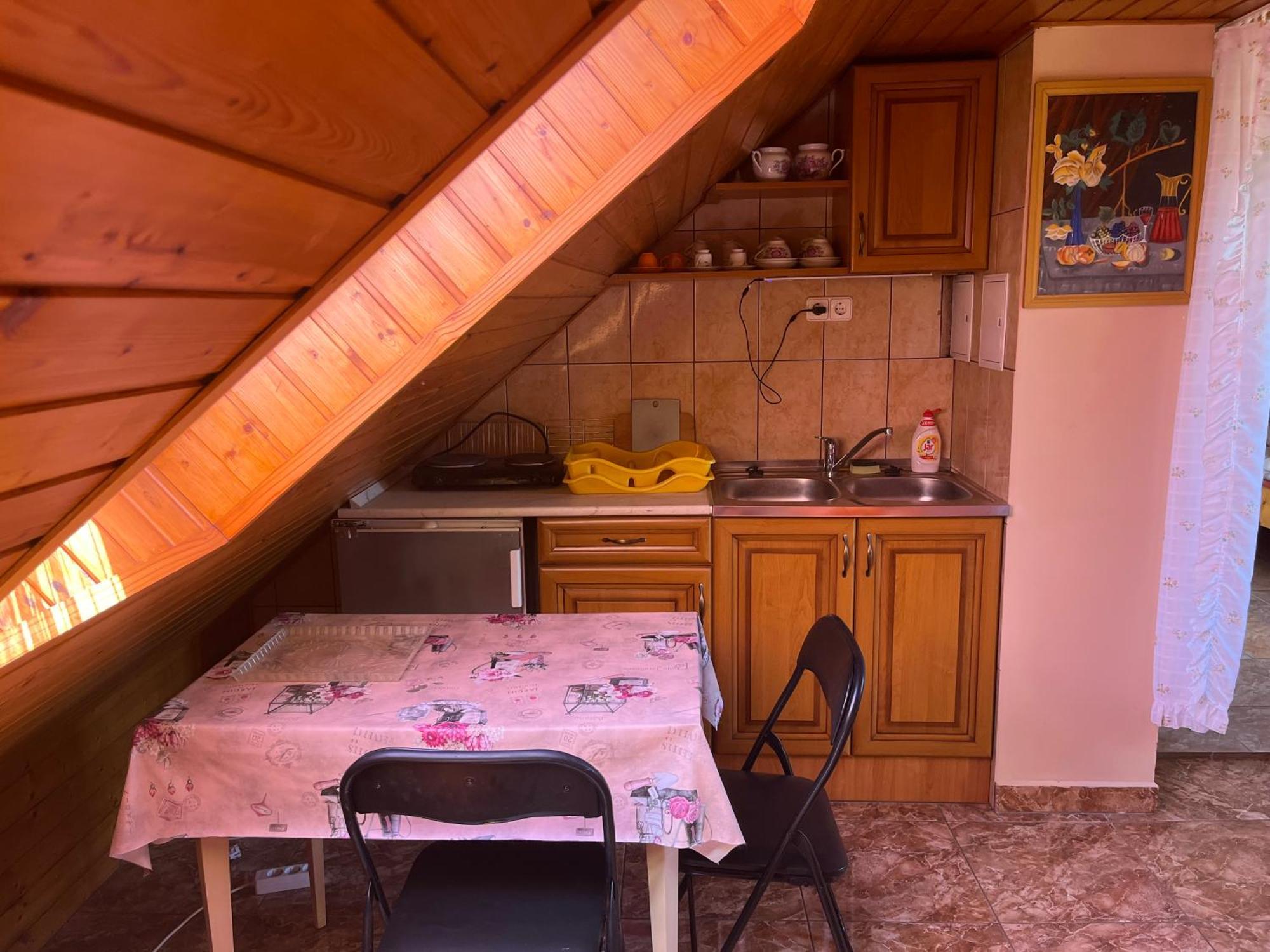 Jazmin-Szieszta Apartmanhaz Balatonfuered Εξωτερικό φωτογραφία